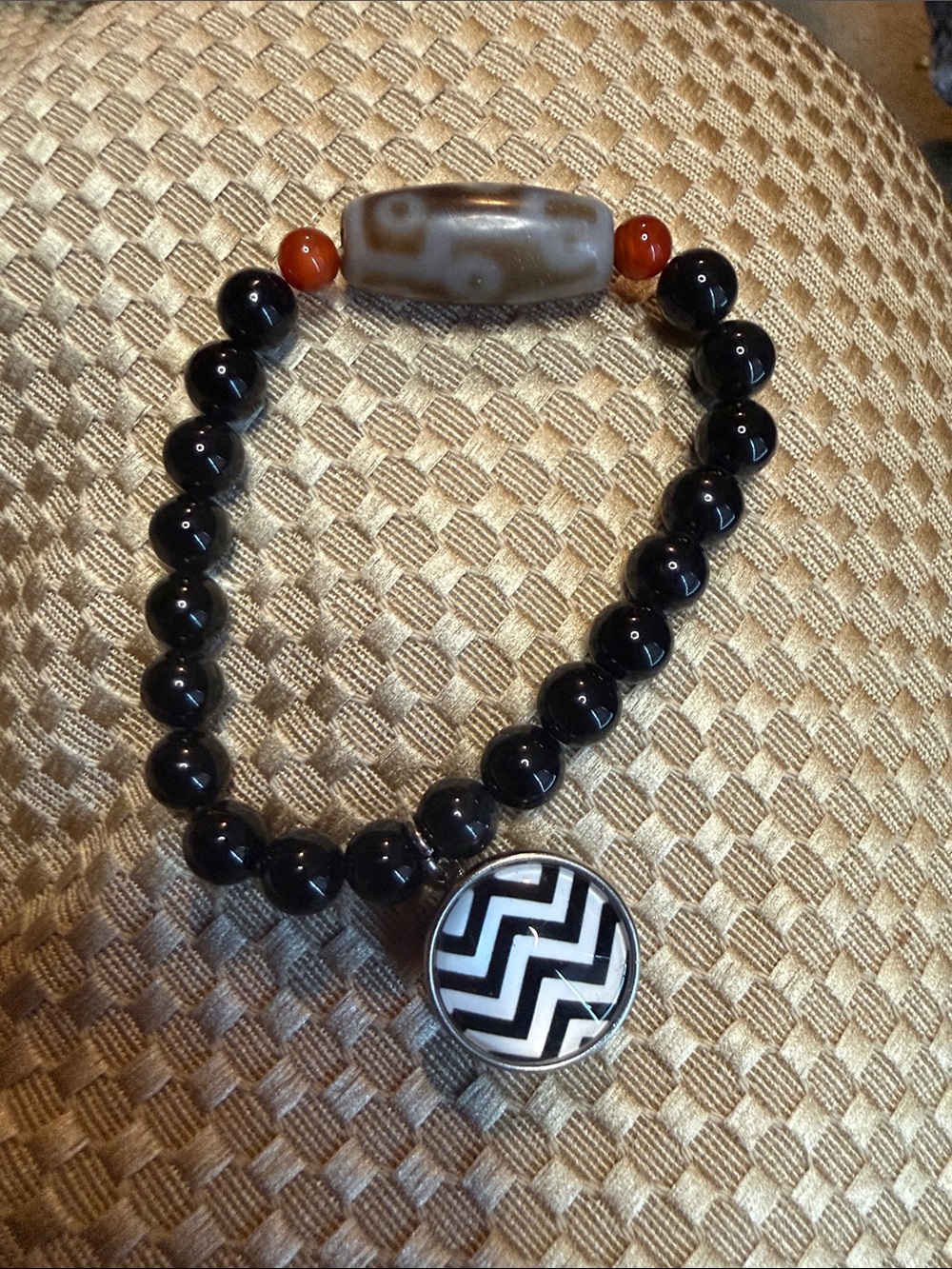 Snap Black Beaded Bracelet with Chevron Accent and Carnelian Beads